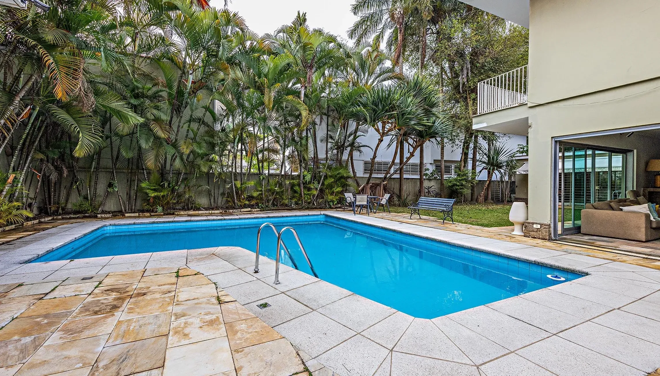 Casa em Jardim Luzitânia — foto 2