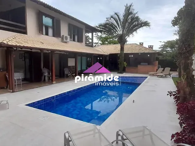 Casa 3 quartos e 2 banheiros, à venda, no bairro Toque-Toque Pequeno em São Sebastião
