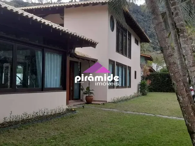Casa 3 quartos e 2 banheiros, à venda, no bairro Toque-Toque Pequeno em São Sebastião