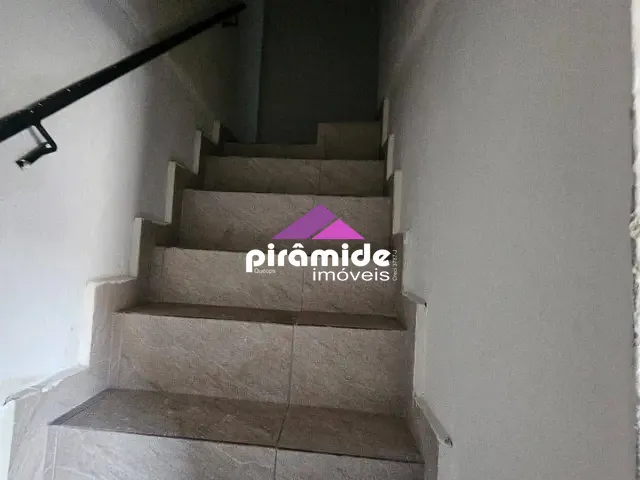 Casa com 65m² 2 quartos e 2 banheiros, para alugar, no bairro Vila Maria em São José dos Campos