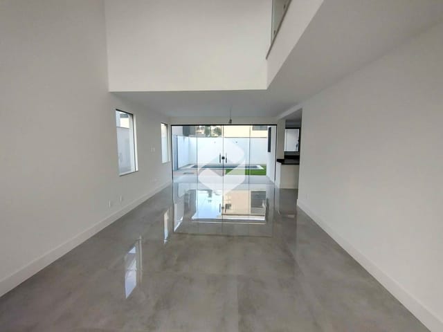 Casa com 330m² 4 quartos e 4 banheiros, à venda, no bairro Recreio dos Bandeirantes em Rio de Janeiro