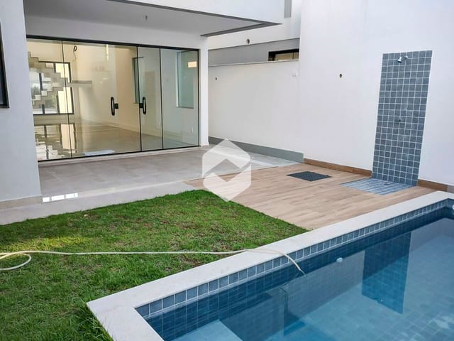 Casa com 330m² 4 quartos e 4 banheiros, à venda, no bairro Recreio dos Bandeirantes em Rio de Janeiro