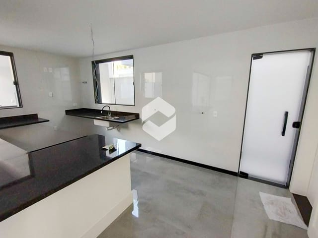 Casa com 330m² 4 quartos e 4 banheiros, à venda, no bairro Recreio dos Bandeirantes em Rio de Janeiro