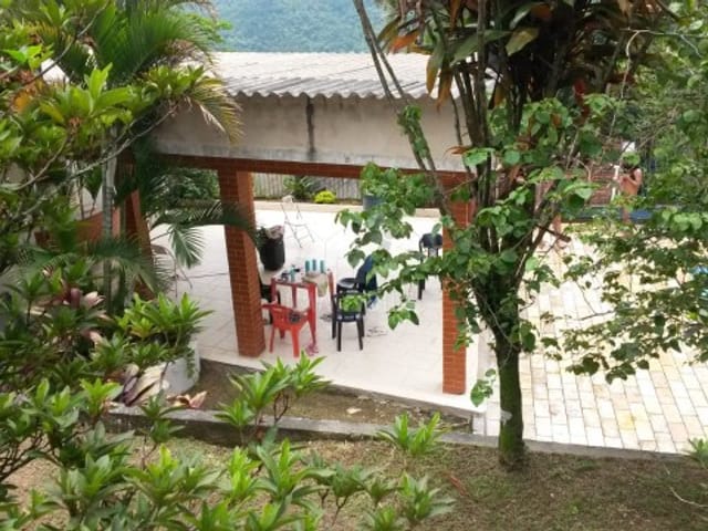 Casa com 2365m², à venda, no bairro CHACARAS RIO-PETROPOLIS em Duque De Caxias