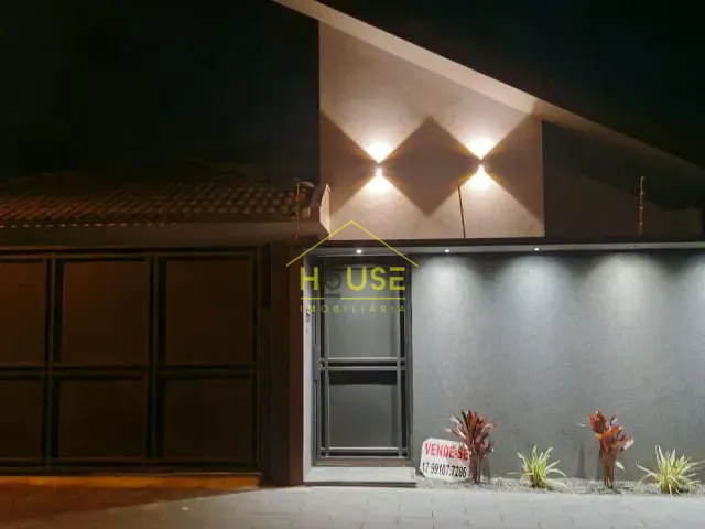Casa com 223m² 3 quartos e 2 banheiros, à venda, no bairro Parque Residencial do Lago em Votuporanga