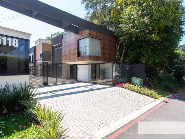 Casa com 178m² 3 quartos e 4 banheiros, à venda, no bairro Santa Felicidade em Curitiba