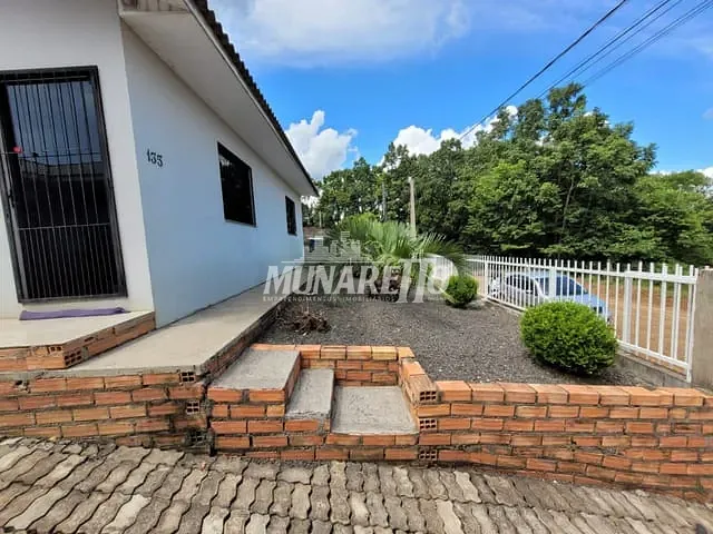 Casa com 450m² 2 quartos e 1 banheiro, para alugar, no bairro Gruta em Concórdia