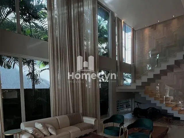 Casa com 453m² 5 quartos e 6 banheiros, à venda, no bairro Jardins Verona em Goiânia