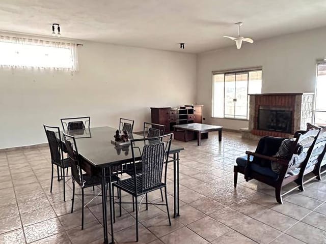 Casa com 540m² 4 quartos e 4 banheiros, à venda, no bairro Alphaville em Santana de Parnaíba