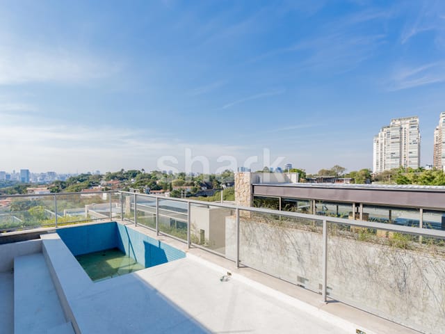 Casa com 567m² 4 quartos e 6 banheiros, à venda, no bairro Jardim Sílvia (Zona Oeste) em São Paulo
