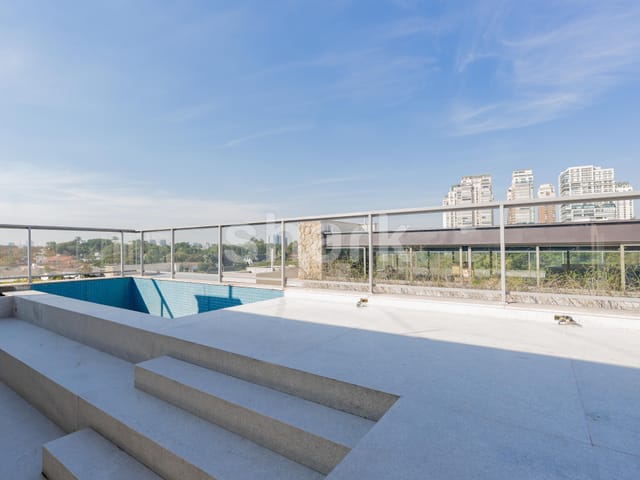 Casa com 567m² 4 quartos e 6 banheiros, à venda, no bairro Jardim Sílvia (Zona Oeste) em São Paulo