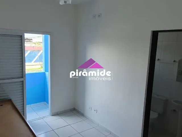 Casa com 163m² 3 quartos e 1 banheiro, à venda, no bairro Pontal de Santa Marina em Caraguatatuba