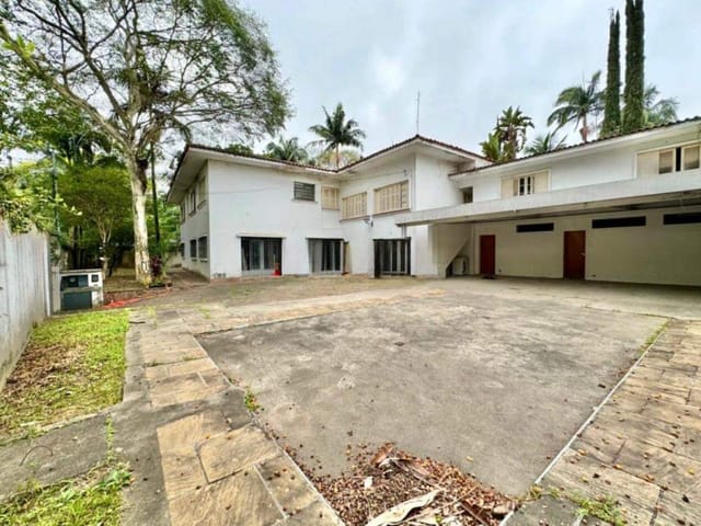 Casa 4 quartos e 5 banheiros, à venda, no bairro Jardim Europa em São Paulo