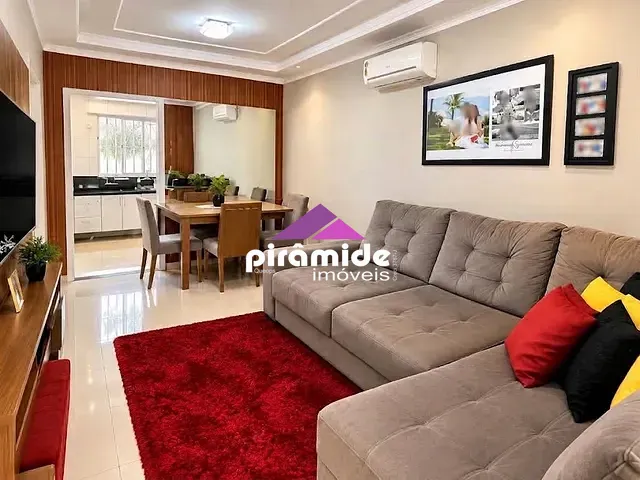 Casa 2 quartos e 2 banheiros, à venda, no bairro Campo Belo em São José dos Campos