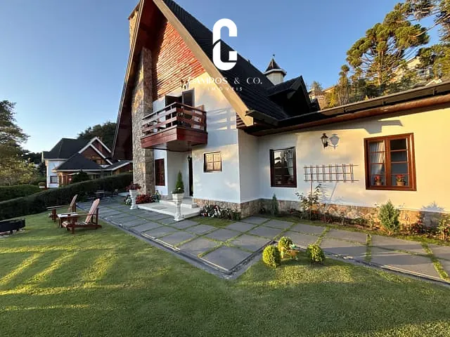 Casa com 1155m² 3 quartos e 4 banheiros, à venda, no bairro Jardim Véu da Noiva em Campos do Jordão