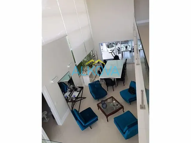 Casa com 900m² 4 quartos e 6 banheiros, à venda, no bairro Condomínio Reserva do Paratehy em São José dos Campos