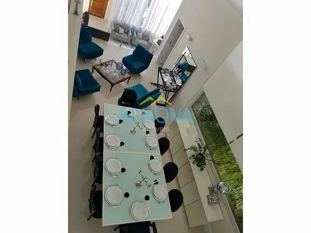 Casa com 900m² 4 quartos e 6 banheiros, à venda, no bairro Condomínio Reserva do Paratehy em São José dos Campos