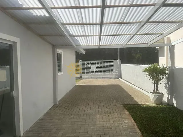 Casa com 135m² 4 quartos e 4 banheiros, à venda, no bairro Vila Nova em Joinville