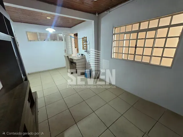 Casa com 200m² 2 quartos e 1 banheiro, à venda, no bairro Núcleo Habitacional Nobuji Nagasawa em Bauru