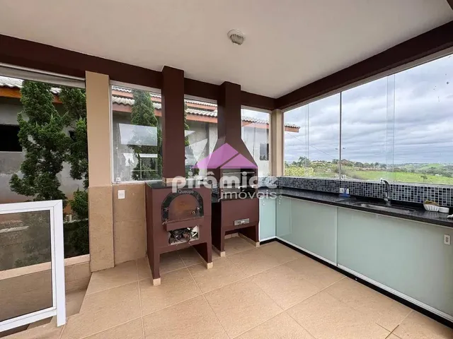 Casa com 1158m² 5 quartos e 5 banheiros, à venda, no bairro Condomínio Lago Dourado em Jacareí