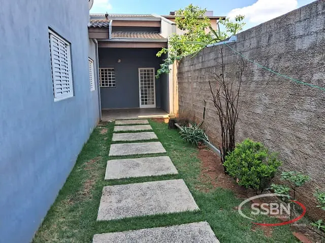 Casa 3 quartos e 1 banheiro, para alugar, no bairro Jardim Santa Rita II em Nova Odessa