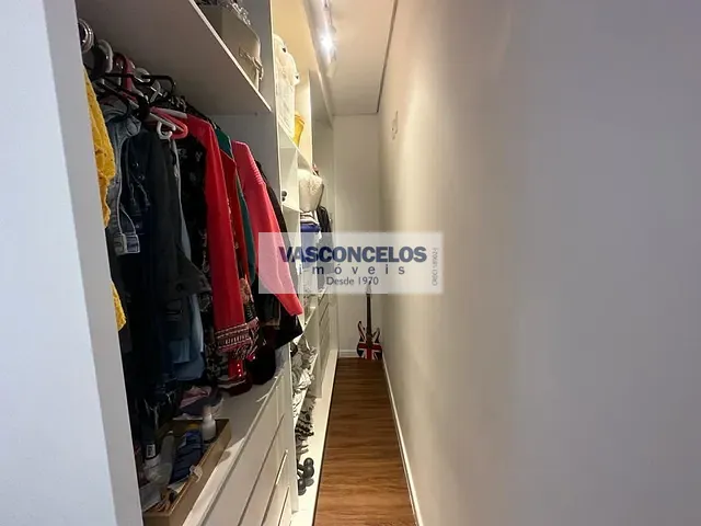 Casa com 530m² 4 quartos e 5 banheiros, à venda, no bairro Urbanova em São José dos Campos