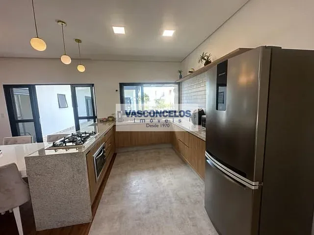 Casa com 530m² 4 quartos e 5 banheiros, à venda, no bairro Urbanova em São José dos Campos