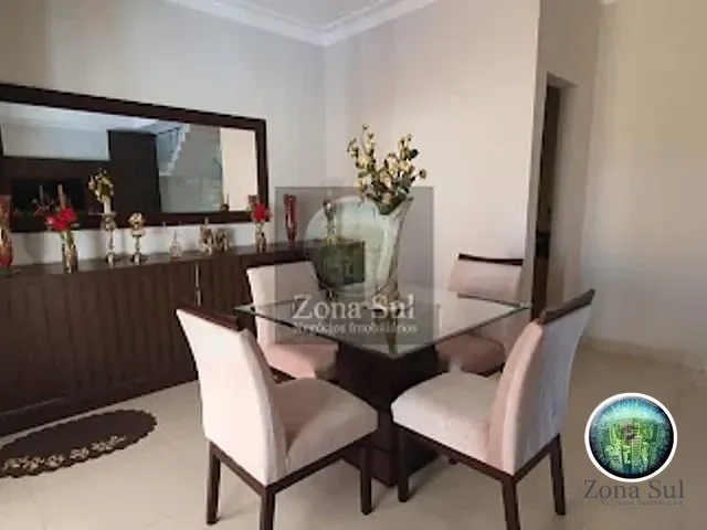 Casa com 232m² 3 quartos e 5 banheiros, à venda, no bairro Cajuru do Sul em Sorocaba