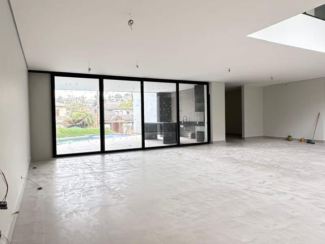 Casa com 756m² 5 quartos e 8 banheiros, à venda, no bairro Alphaville em Santana de Parnaíba