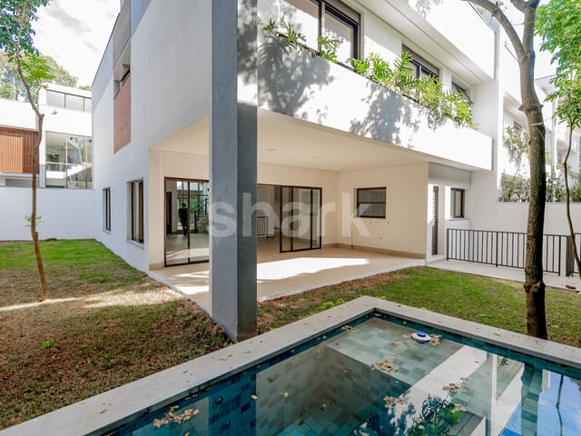 Casa com 684m² 4 quartos e 5 banheiros, à venda, no bairro Jardim dos Estados em São Paulo