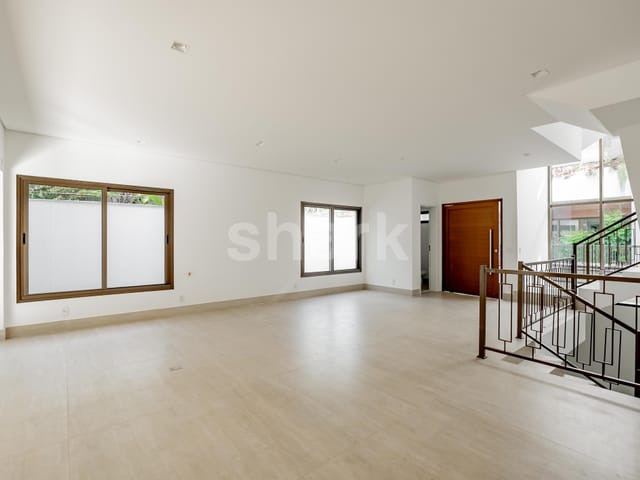 Casa com 684m² 4 quartos e 5 banheiros, à venda, no bairro Jardim dos Estados em São Paulo