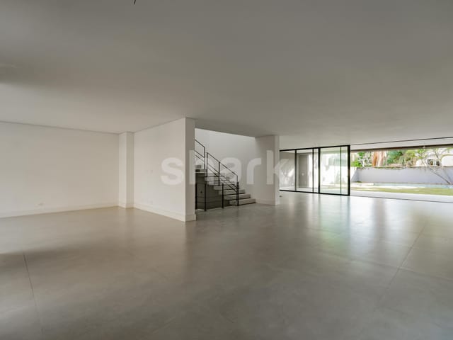 Casa com 850m² 4 quartos e 5 banheiros, à venda, no bairro Chácara Santo Antônio (Zona Sul) em São Paulo