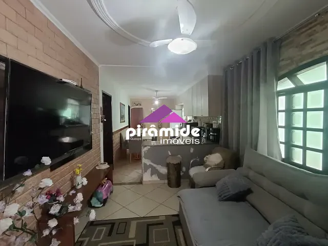 Casa 3 quartos e 3 banheiros, à venda, no bairro São João em Jacareí
