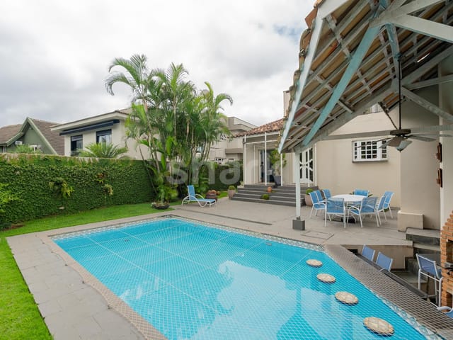 Casa com 714m² 4 quartos e 6 banheiros, à venda ou para alugar, no bairro Tamboré em Santana de Parnaíba