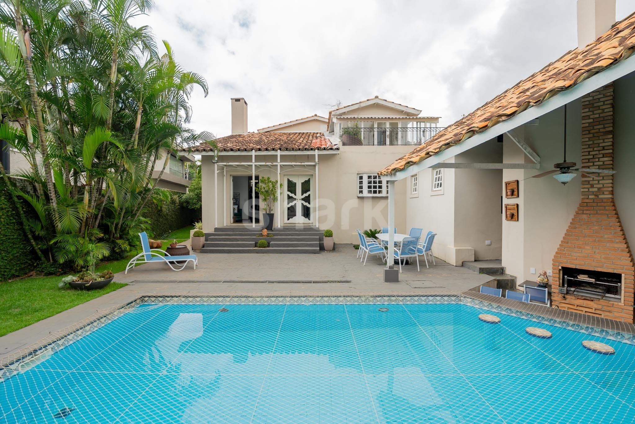 Casa em Tamboré — foto 2