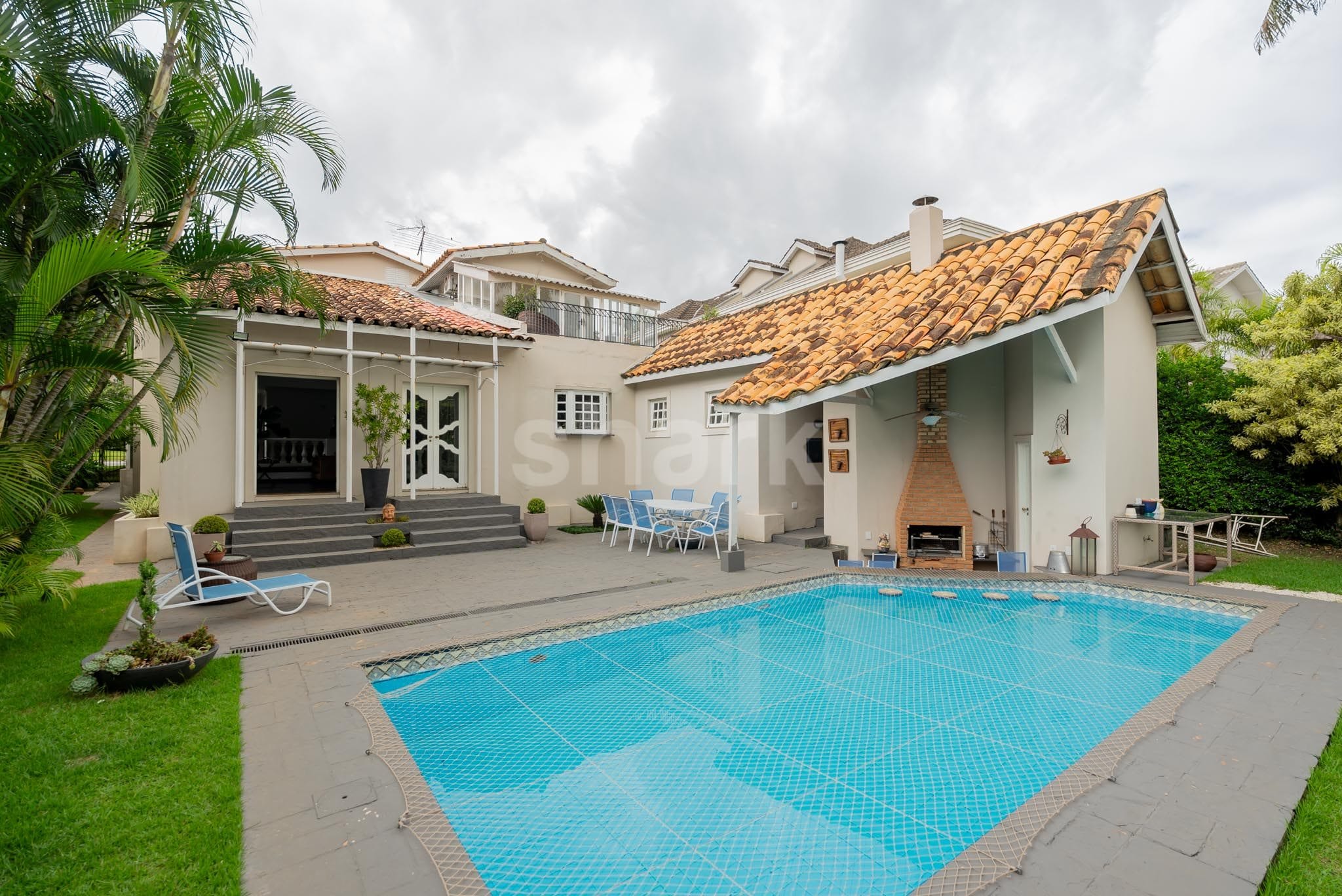 Casa em Tamboré — foto 1