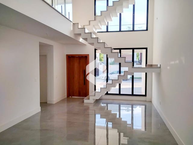 Casa com 330m² 4 quartos e 4 banheiros, à venda, no bairro Recreio dos Bandeirantes em Rio de Janeiro