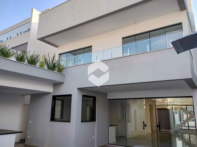 Casa com 330m² 4 quartos e 4 banheiros, à venda, no bairro Recreio dos Bandeirantes em Rio de Janeiro
