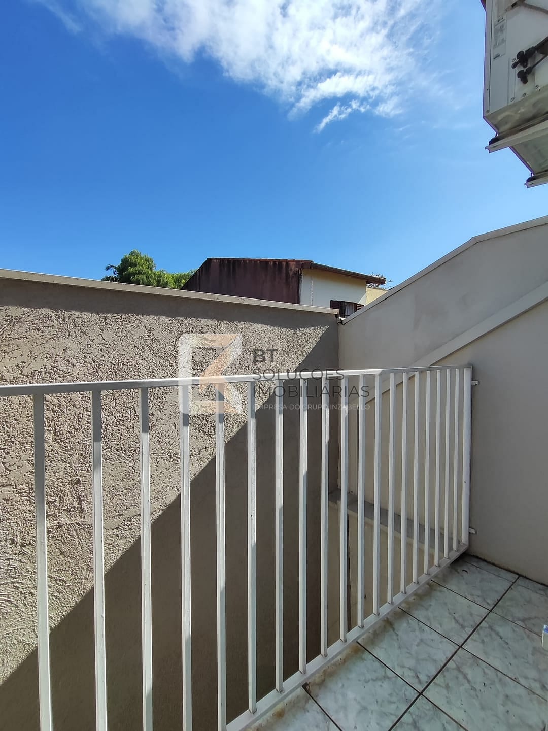 Casa para alugar com 3 quartos, 125m² - Foto 28