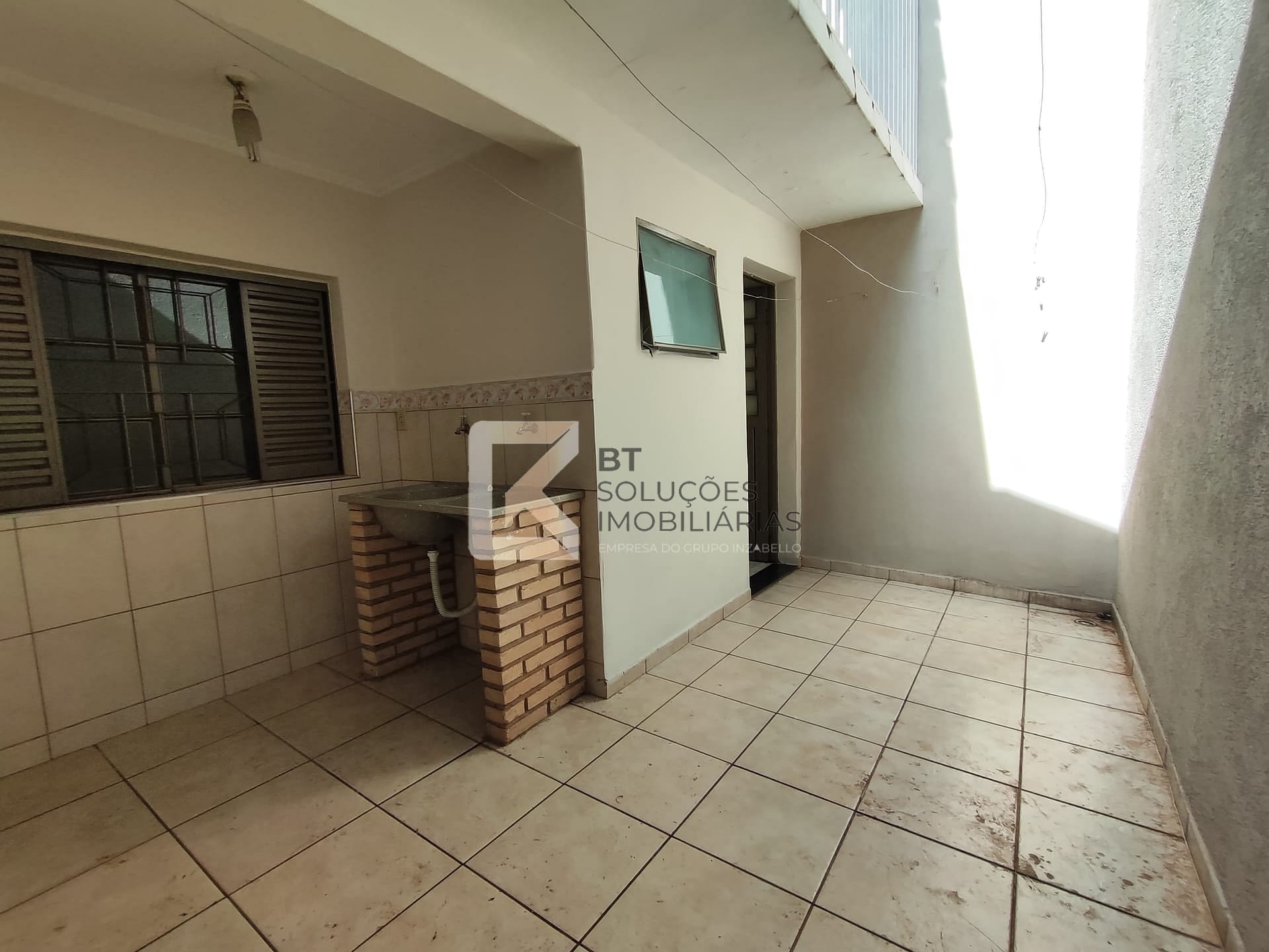 Casa para alugar com 3 quartos, 125m² - Foto 30