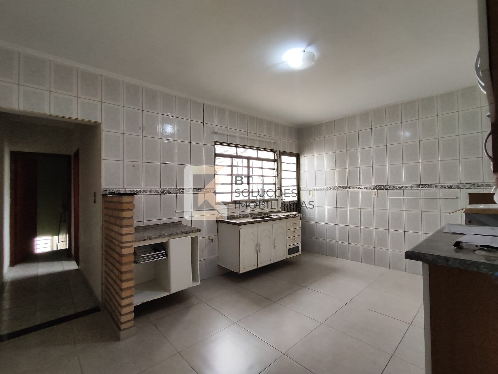 Casa para alugar com 3 quartos, 125m² - Foto 8