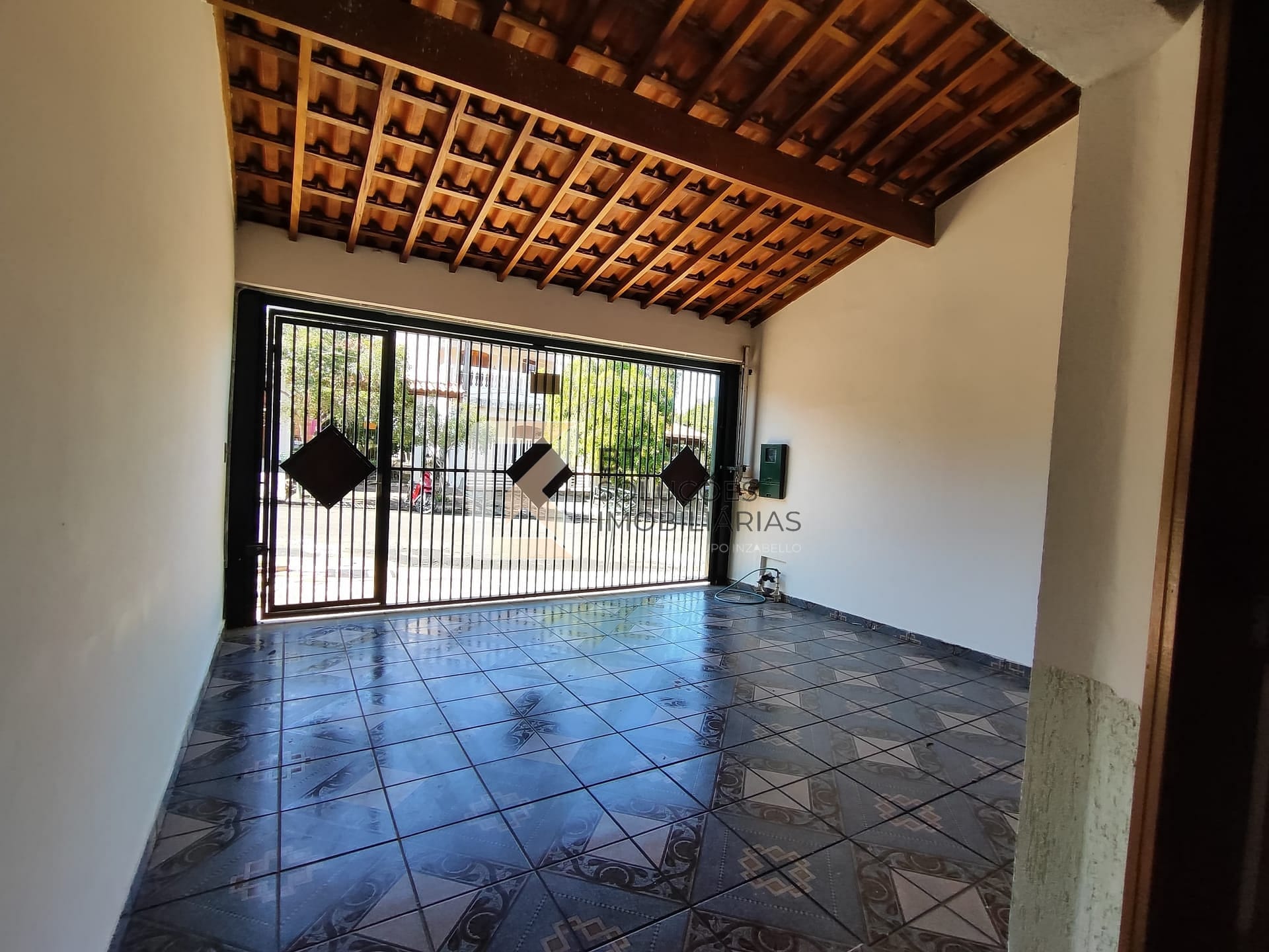 Casa para alugar com 3 quartos, 125m² - Foto 1