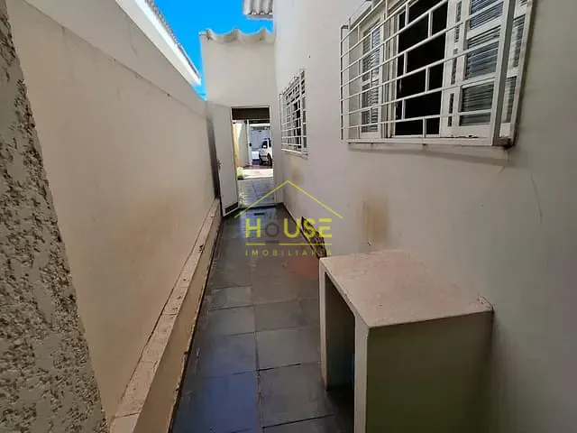 Casa com 495m² 3 quartos e 3 banheiros, à venda, no bairro Jardim Santa Helena em Fernandópolis