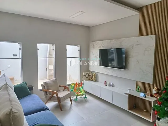 Casa com 139m² 2 quartos e 1 banheiro, à venda, no bairro Vila São Vicente em Artur Nogueira