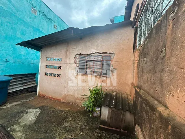 Casa com 233m² 4 quartos e 1 banheiro, à venda, no bairro Parque Vista Alegre em Bauru