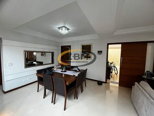 Casa com 553m² 3 quartos e 4 banheiros, à venda, no bairro Parque Jamaica em Londrina