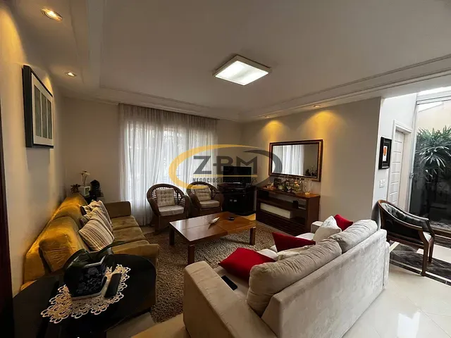 Casa com 553m² 3 quartos e 4 banheiros, à venda, no bairro Parque Jamaica em Londrina
