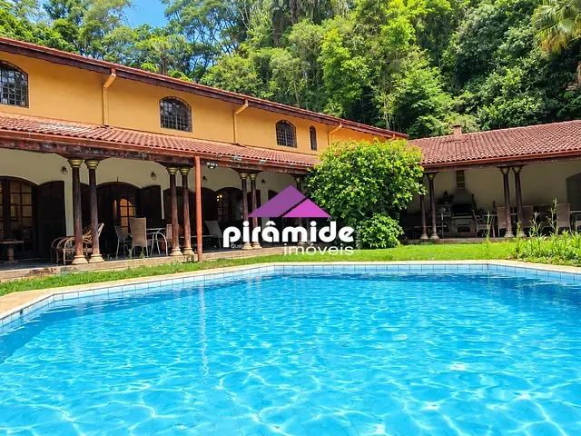 Casa com 5448m² 5 quartos e 6 banheiros, à venda, no bairro Bosque dos Eucaliptos em São José dos Campos