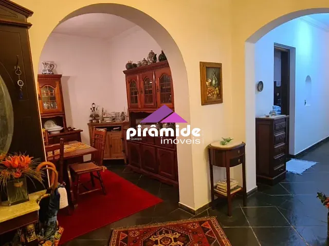 Casa com 5448m² 5 quartos e 6 banheiros, à venda, no bairro Bosque dos Eucaliptos em São José dos Campos