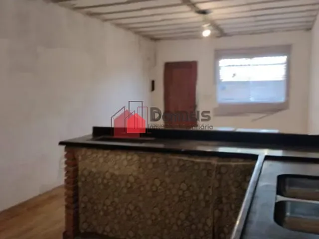 Casa com 125m², à venda, no bairro Conjunto Residencial Araretama em Pindamonhangaba
